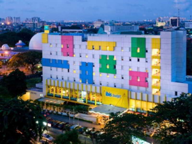 Ibis Budget Jakarta Cikini Hotel Luaran gambar